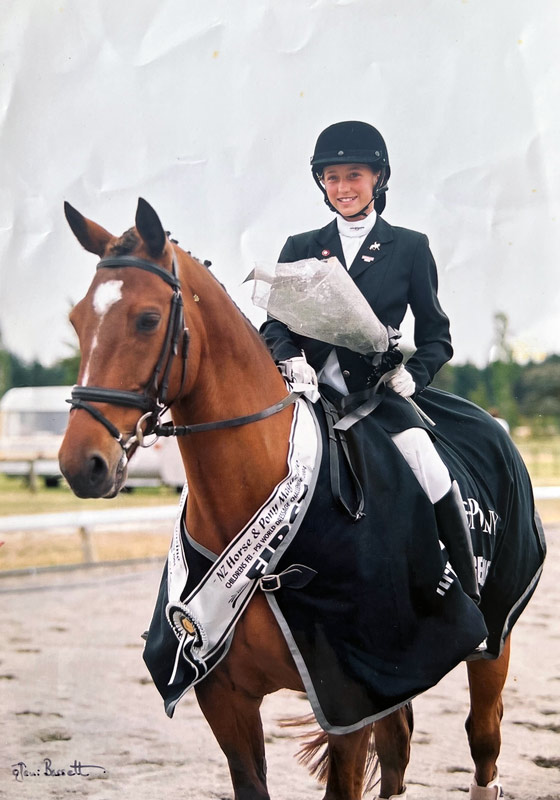 Sarah Wilkinson and Larry - World Challenge